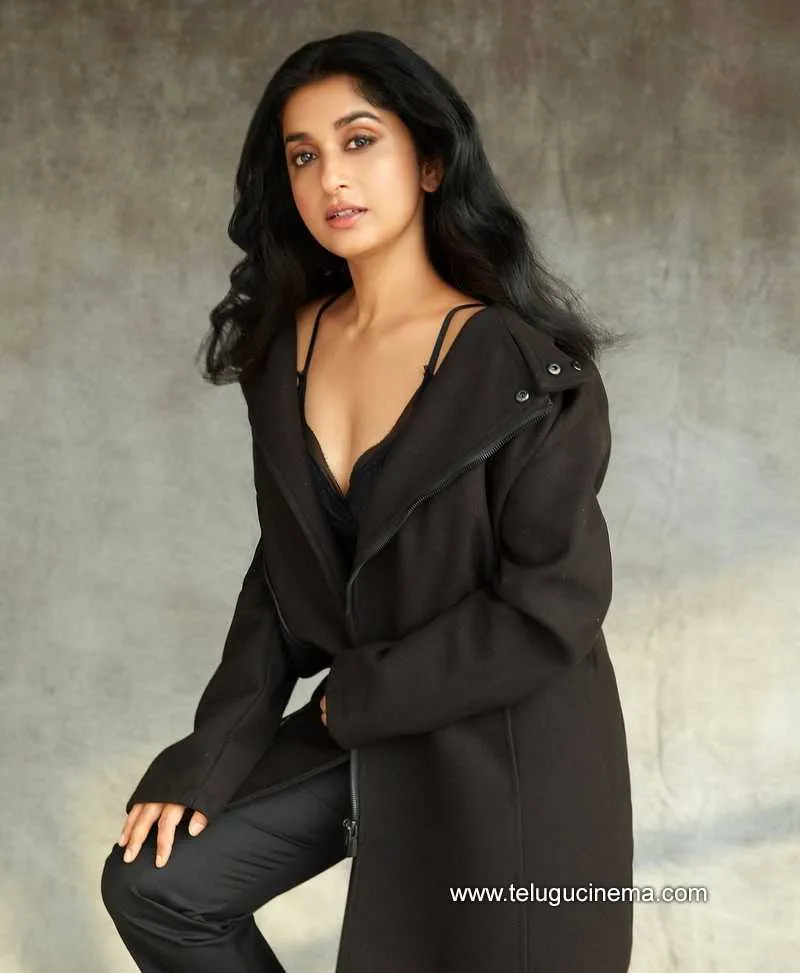 Meerajasmine Stills 040222 002