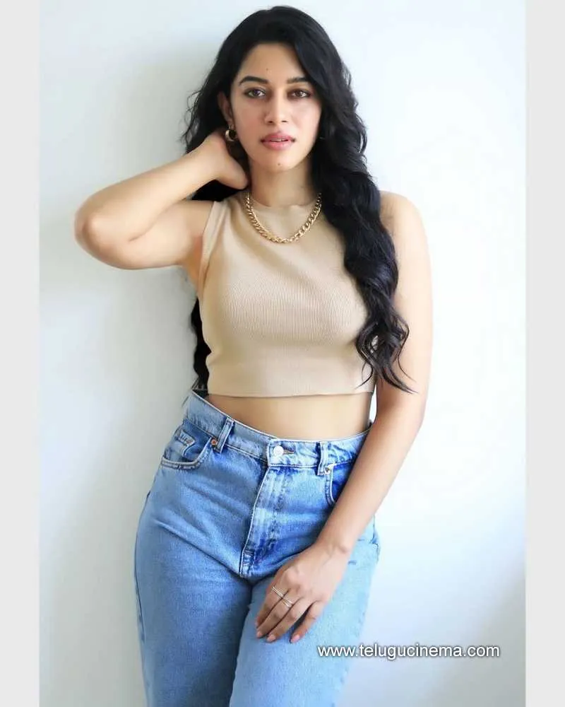 Mirnaliniravi Stills 110222 002