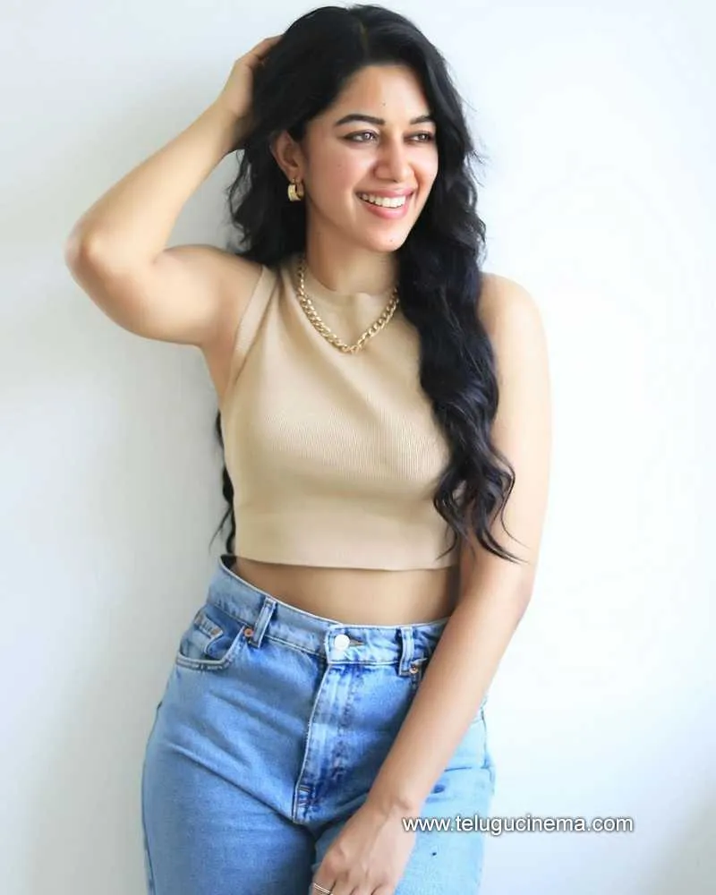 Mirnaliniravi Stills 110222 004