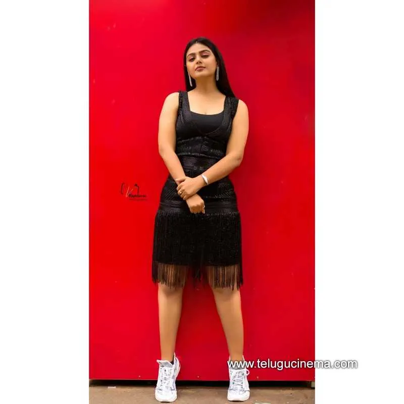 Monalgajjar Stills 030222 005