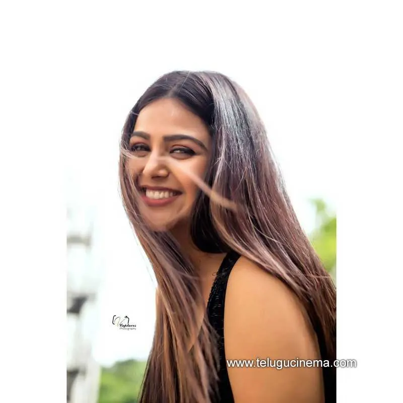 Monalgajjar Stills 030222 007