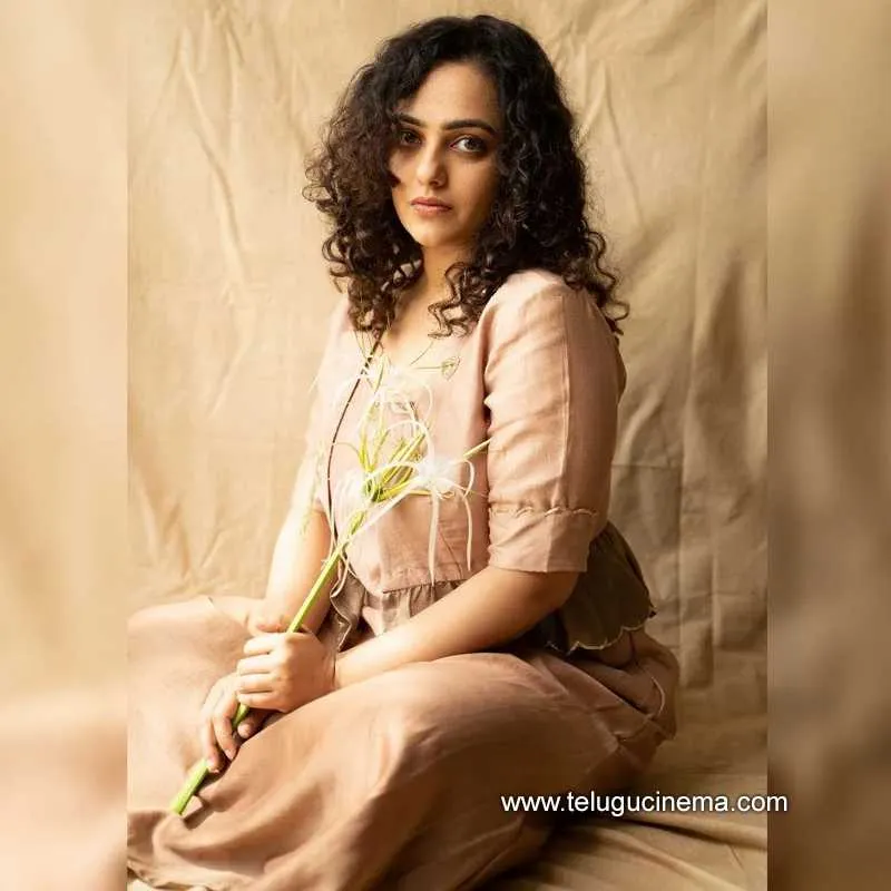 Nithya Stills 070222 002