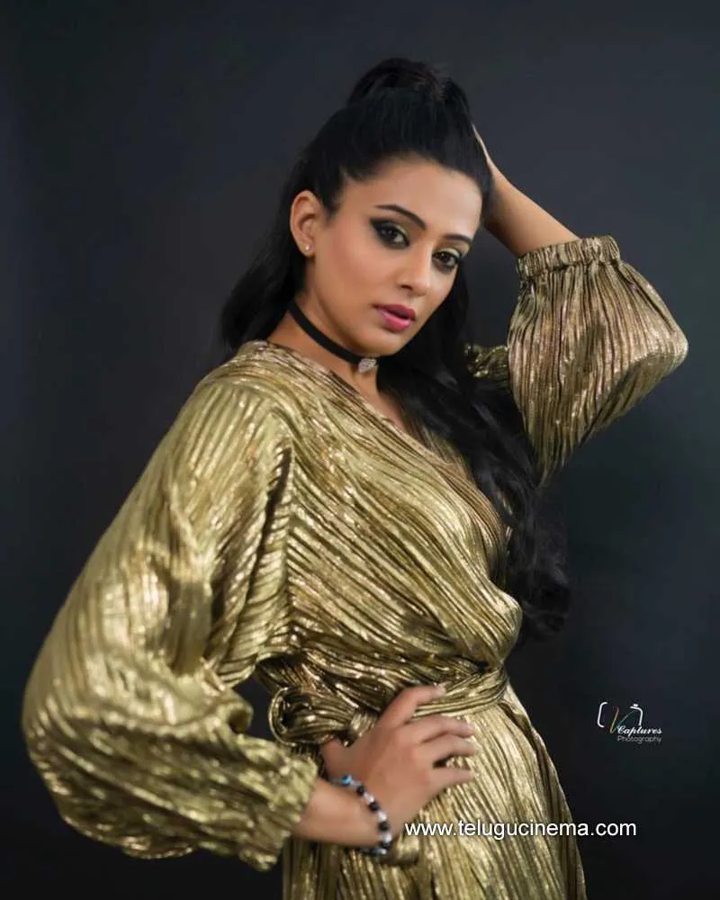 Priyamani Stills 090222 001