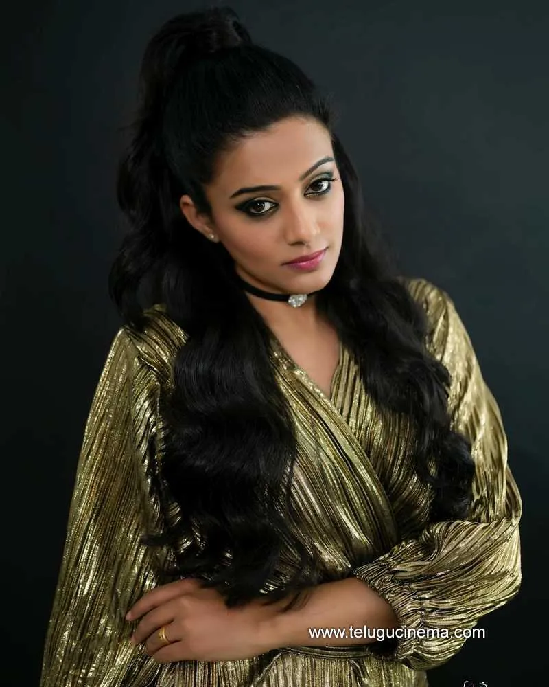 Priyamani Stills 090222 005