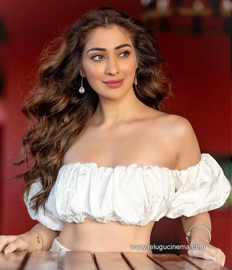 Railaxmi Stills 150222 002