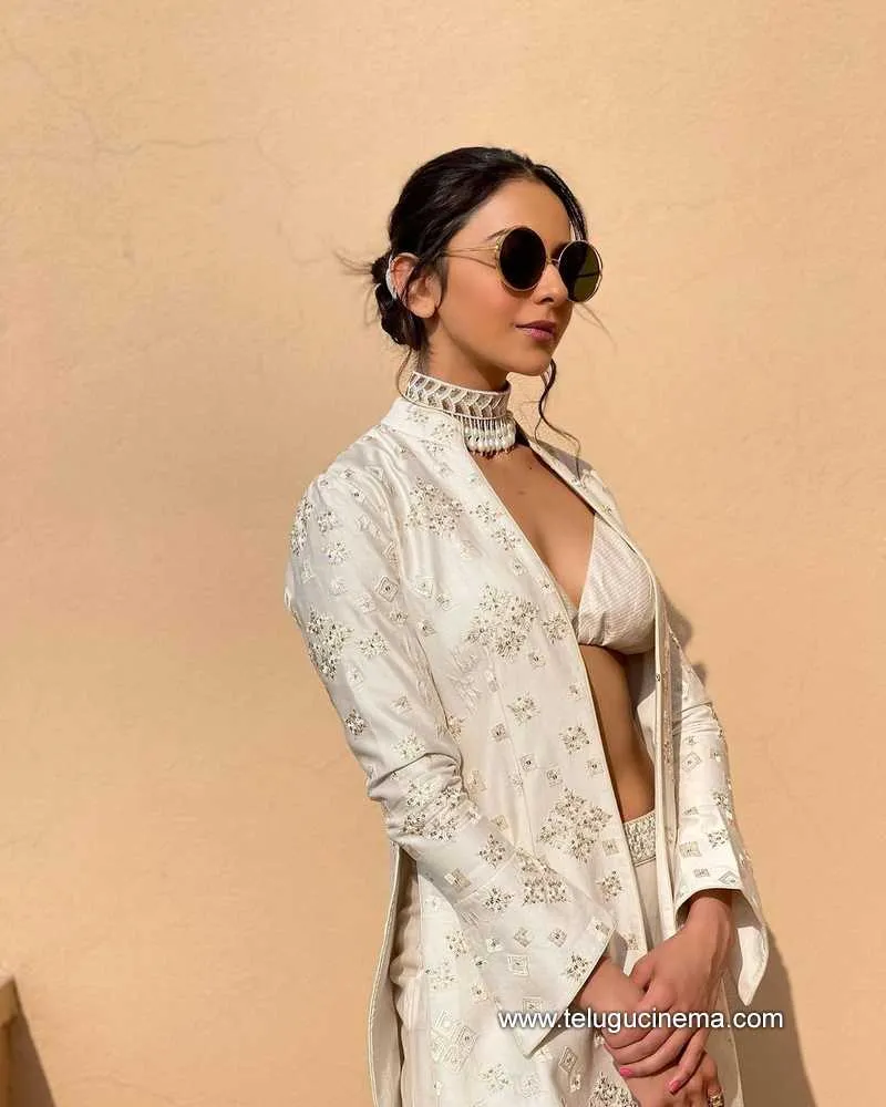 Rakul Stills 230222 003