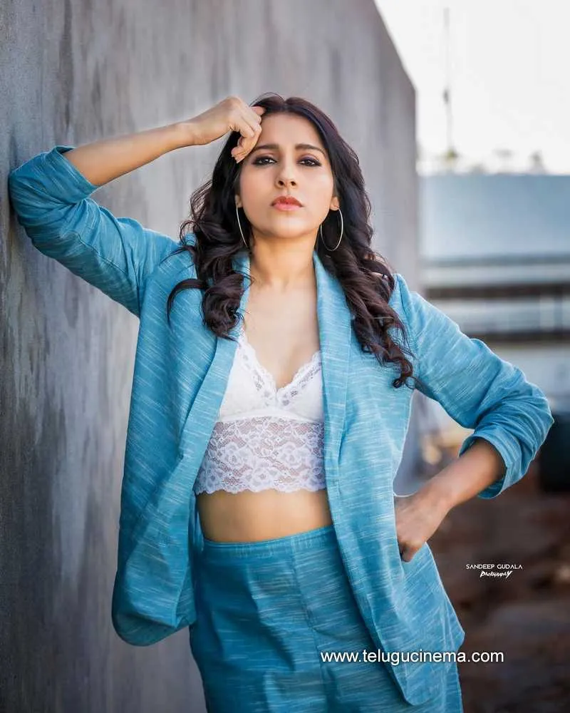 Rashmi Stills 250222 001