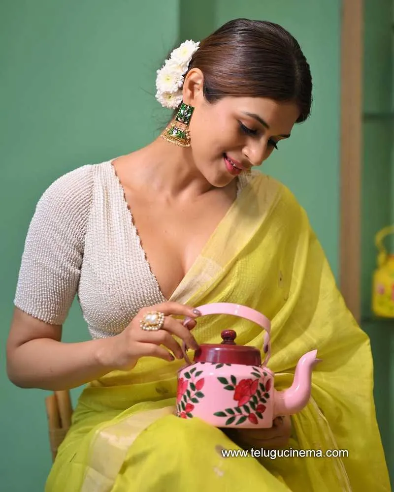 Shraddhadas Stills 180222 003