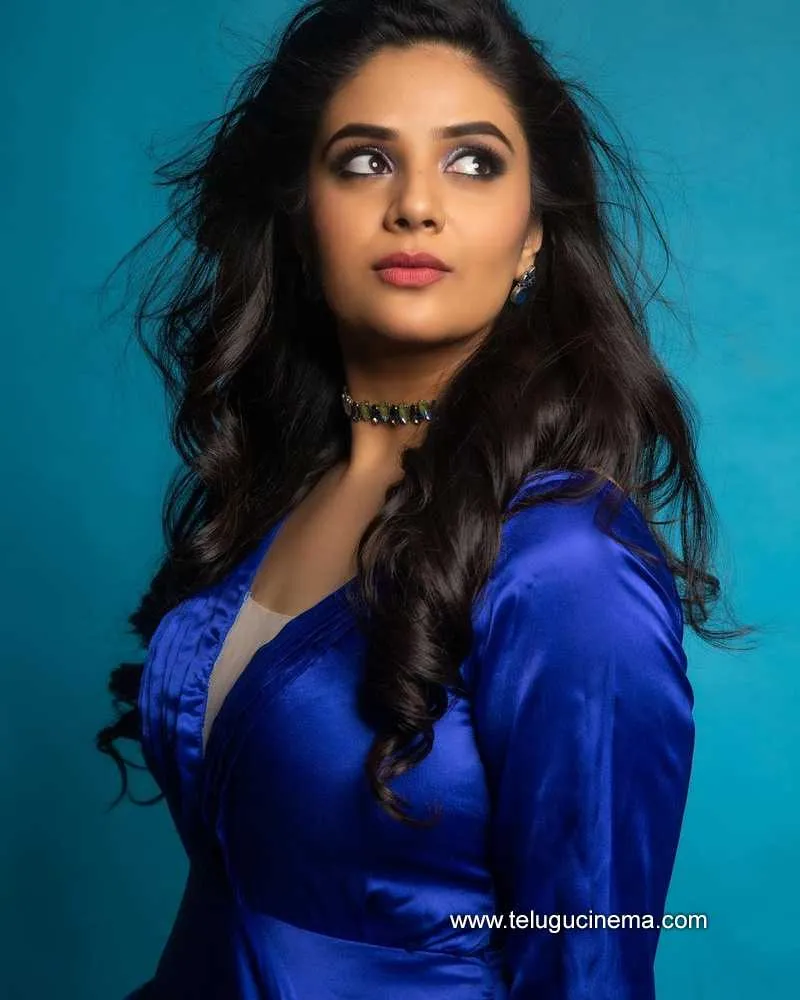Sreemukhi Stills 240222 003