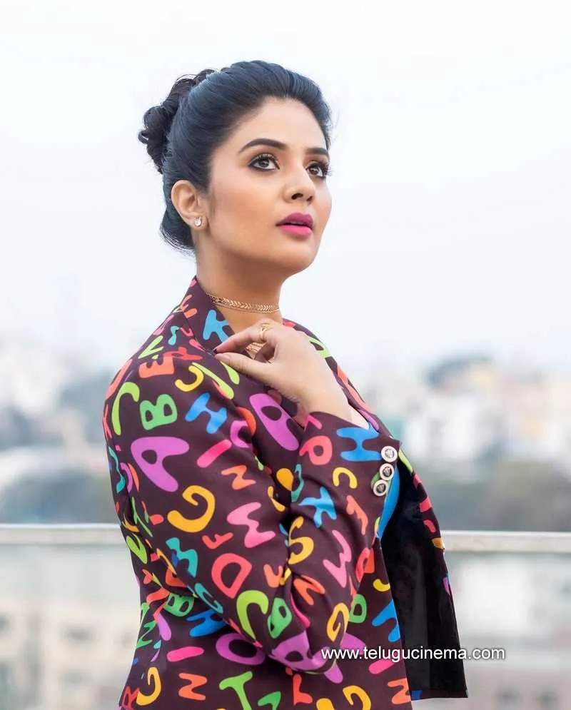 Sreemukhi Stills 280222 005