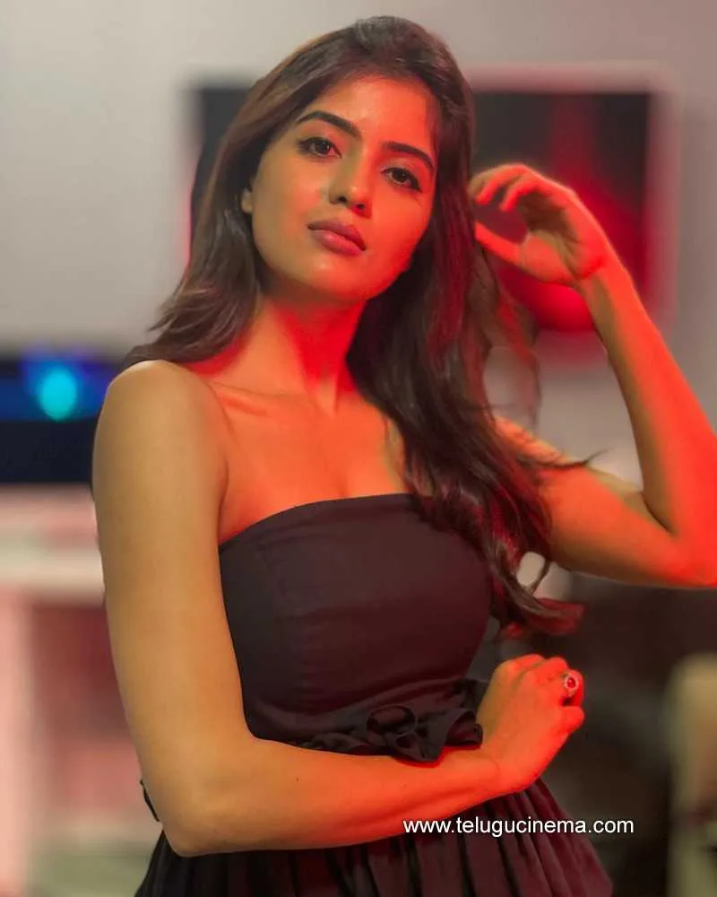 Amrutha Stills 040322 002