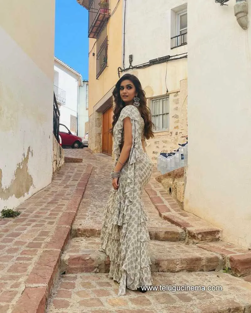Keerthysuresh Stills 050322 003