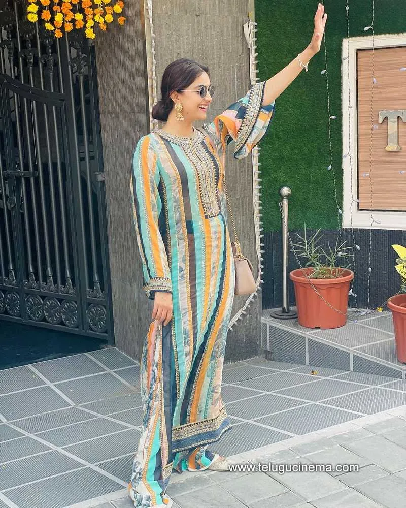 Keerthysuresh Stills 230322 001