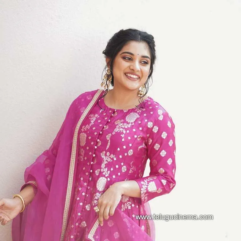 Nivetha Stills 290322 003