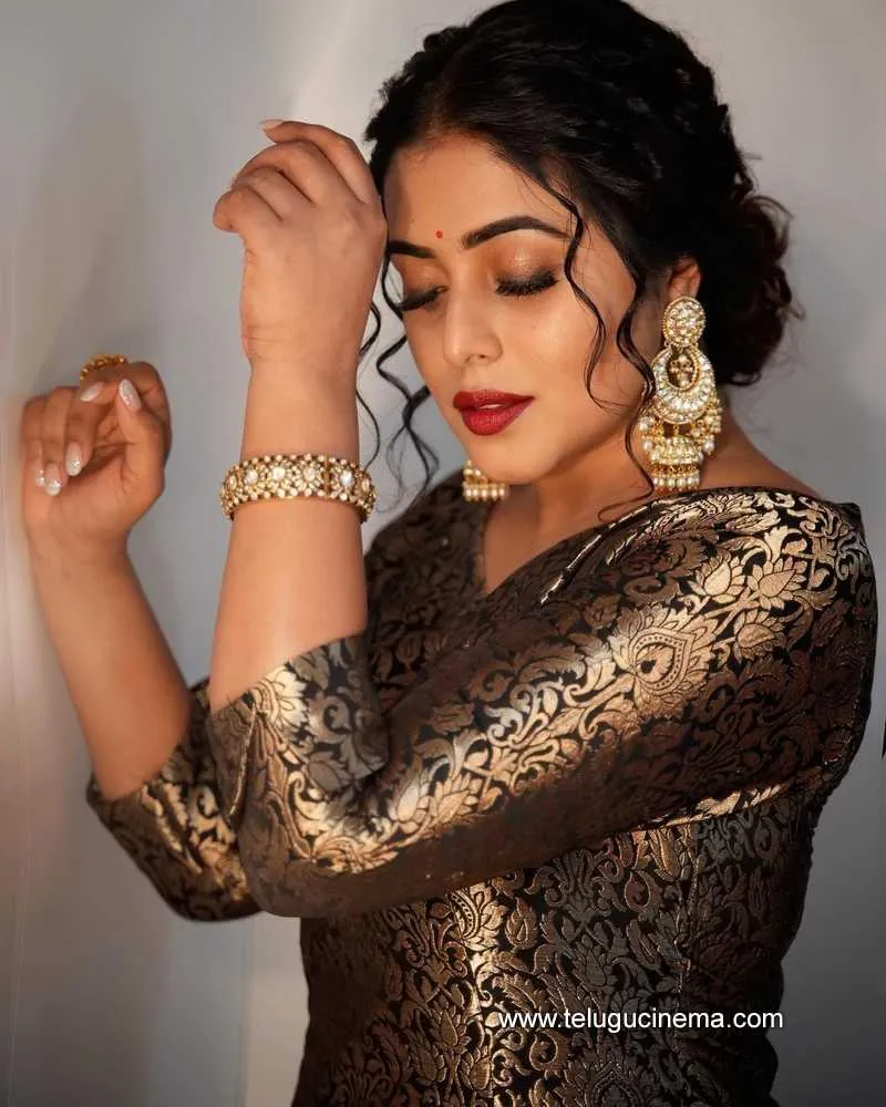 Poorna Stills 240322 006