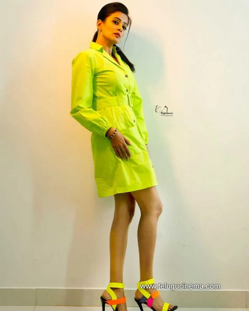 Priyamnai Stills 230322 008