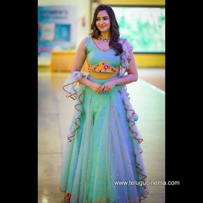 Pujitha Stills 090322 004