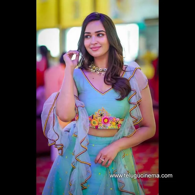 Pujitha Stills 090322 005