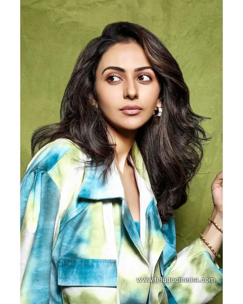 Rakul Stills 180322 007