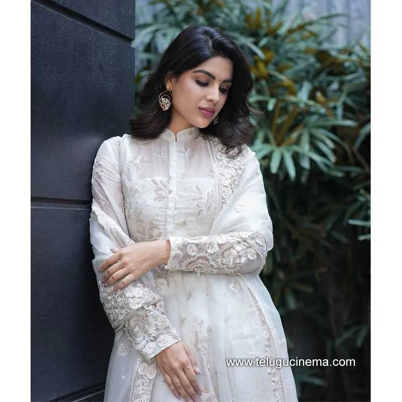 Samyukta Stills 230322 001