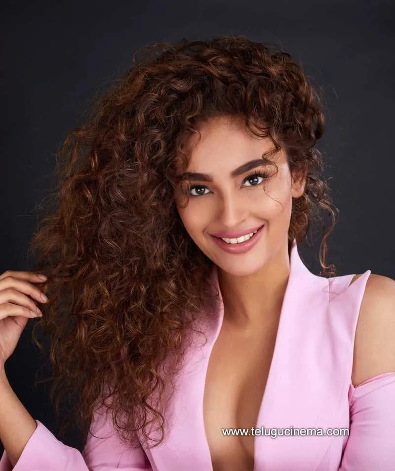 Seerathkapoor Stills 030322 001