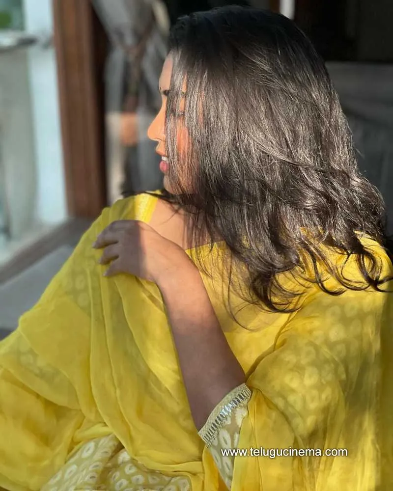 Shivathmika Stills 040322 004