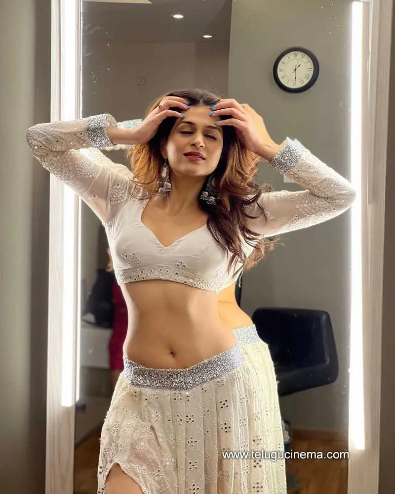 Shraddhadas Stills 220322 007