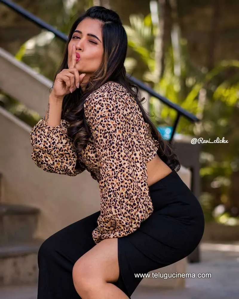 Sravanti Stills 030322 002