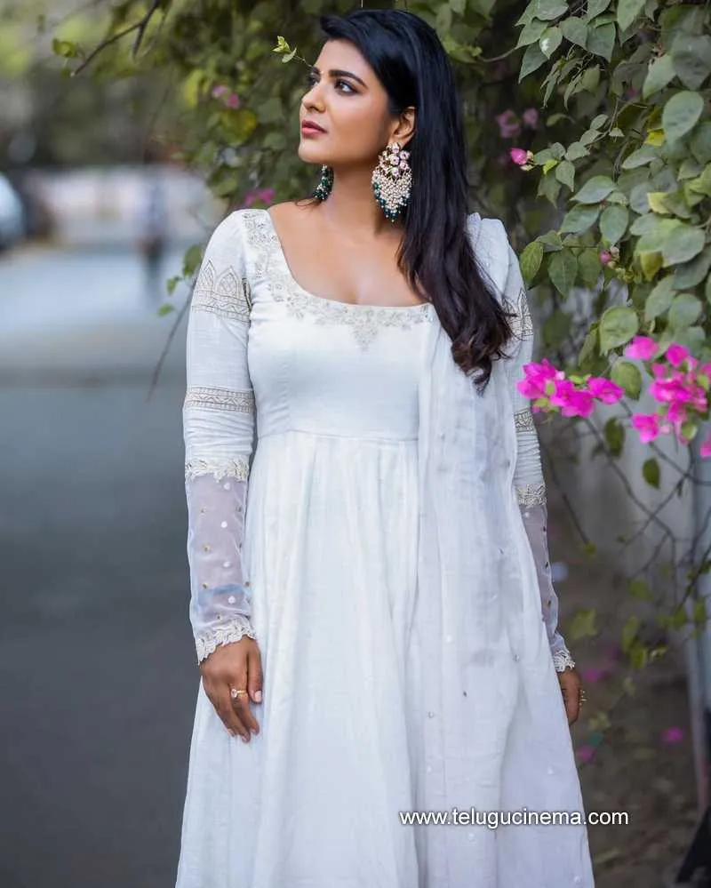 Aishwaryarajesh Stills 140422 004