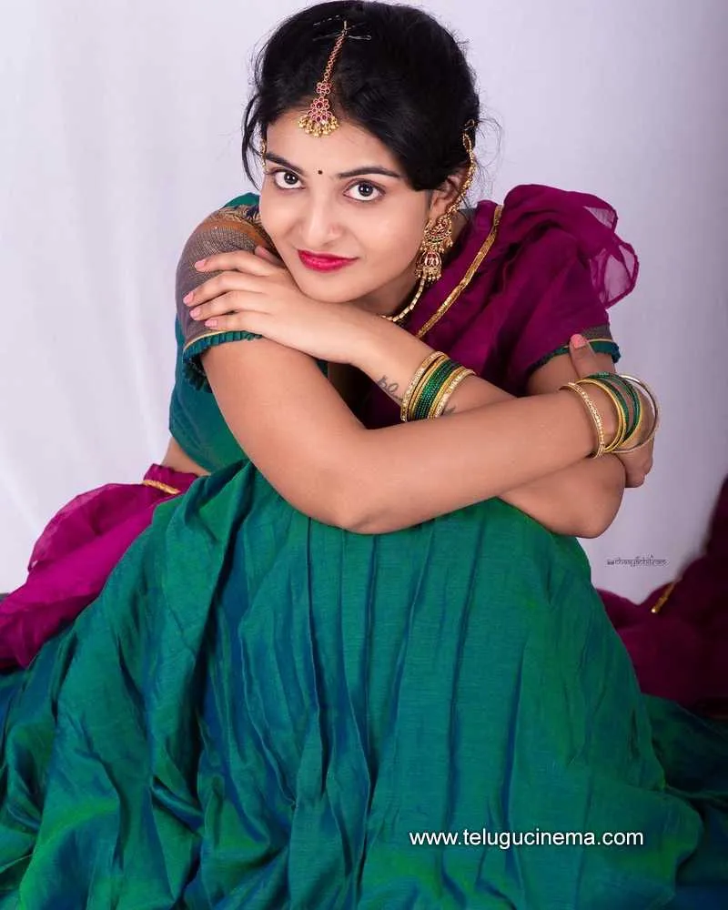 Ananya Stills 020422 003