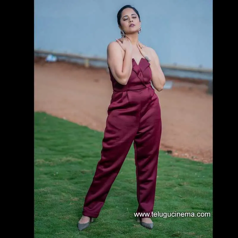 Anasuya Stills 070422 006