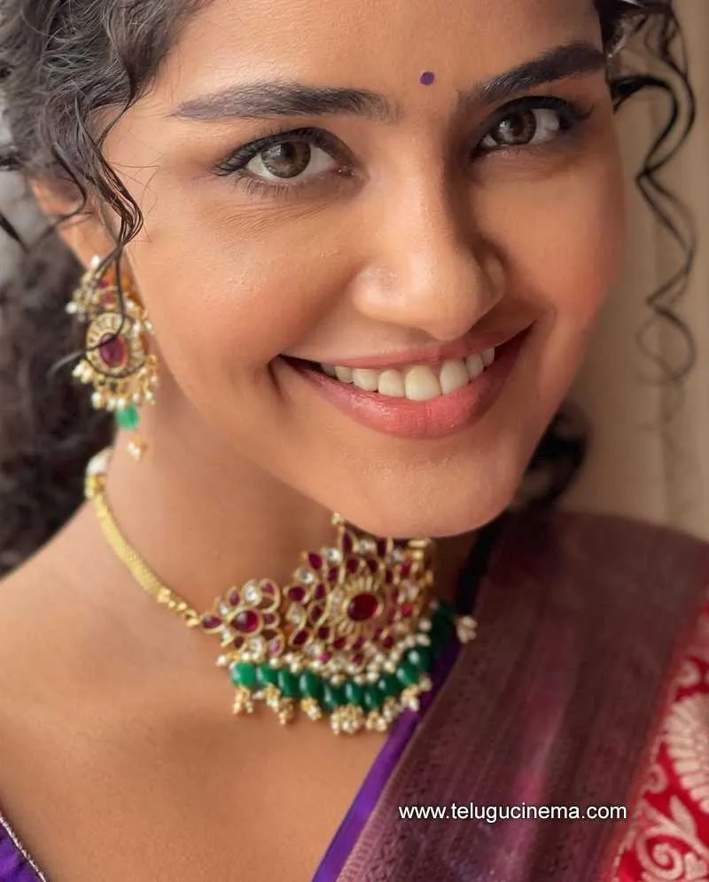 Anupama Stills 020422 003