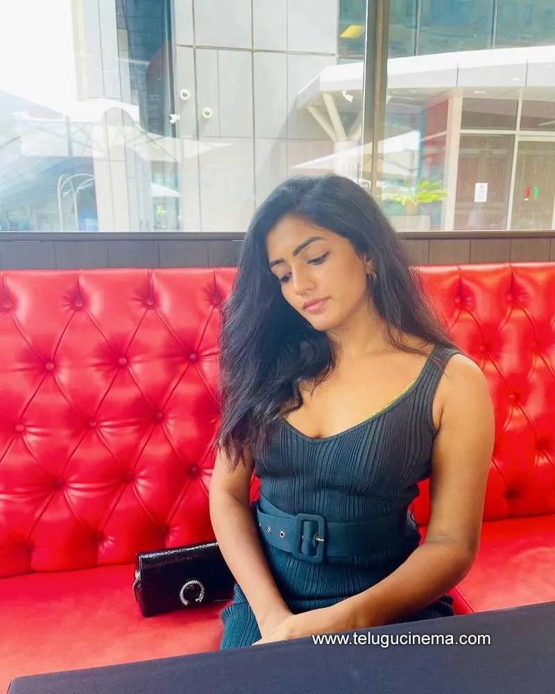 Eesharebbha Stills 080422 003