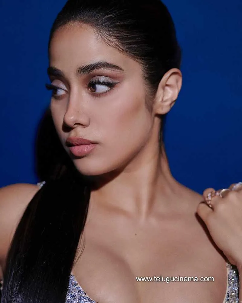 Jahnvi Stills 010422 005