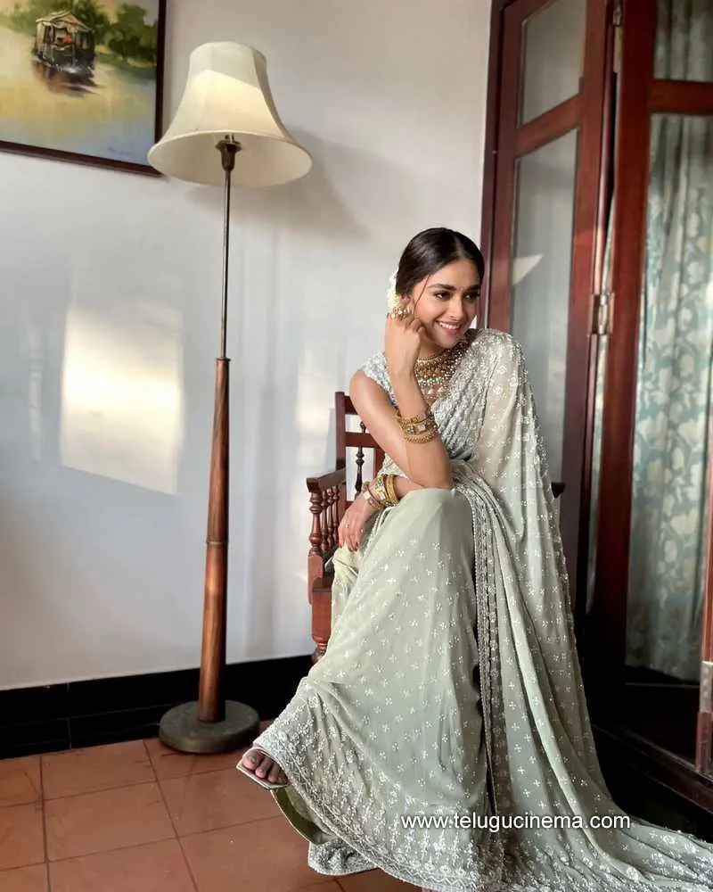 Keerthy Stills 140422 003