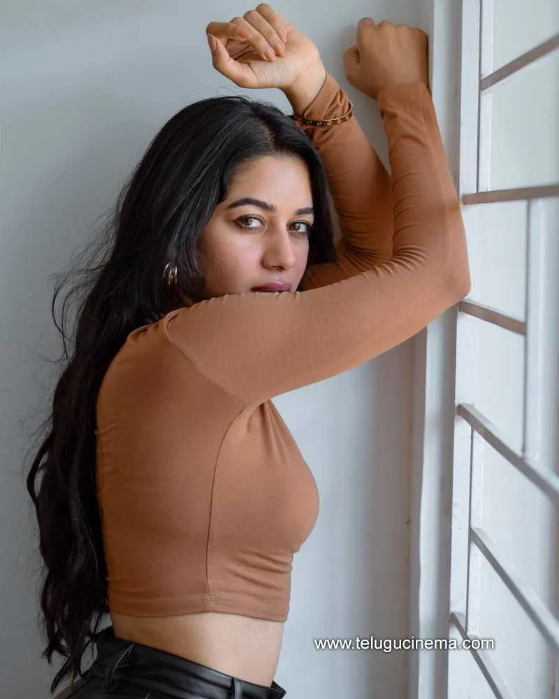 Mirnaliniravi Stills 190422 004