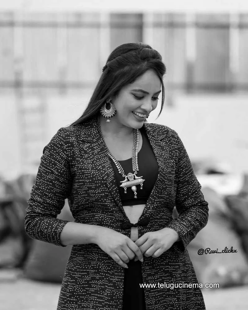 Nanditha Stills 130422 004