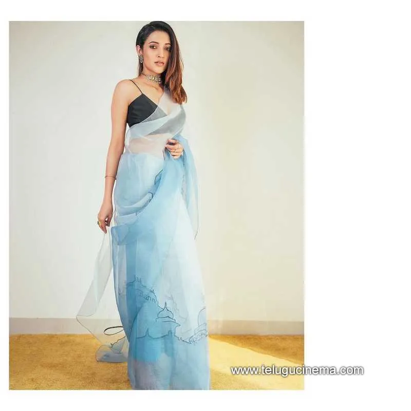Nehasshetty Stills 210422 001