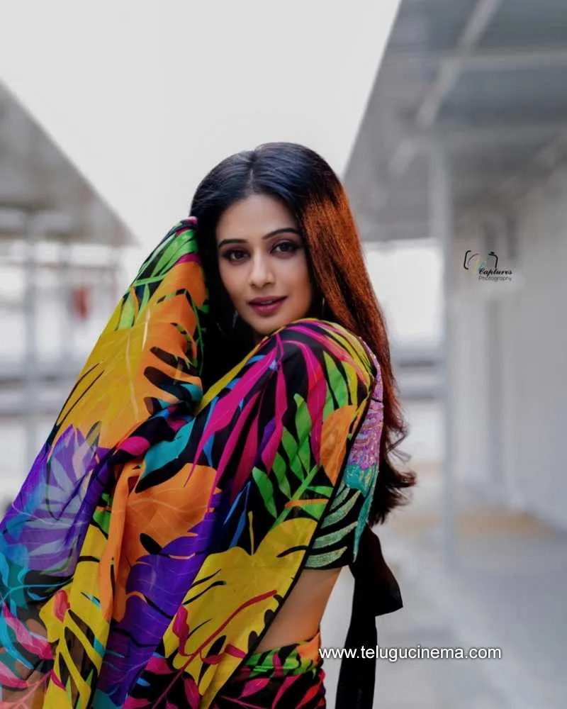 Priyamani Stills 130422 004