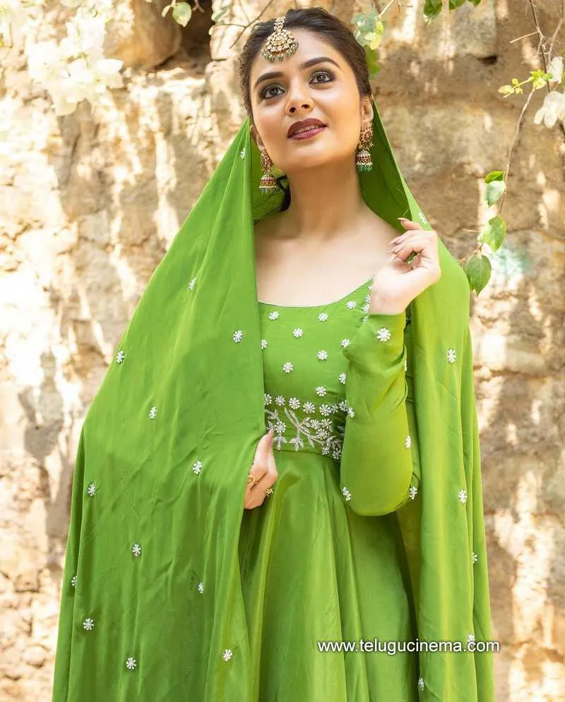 Sreemuki Stills 300422 004