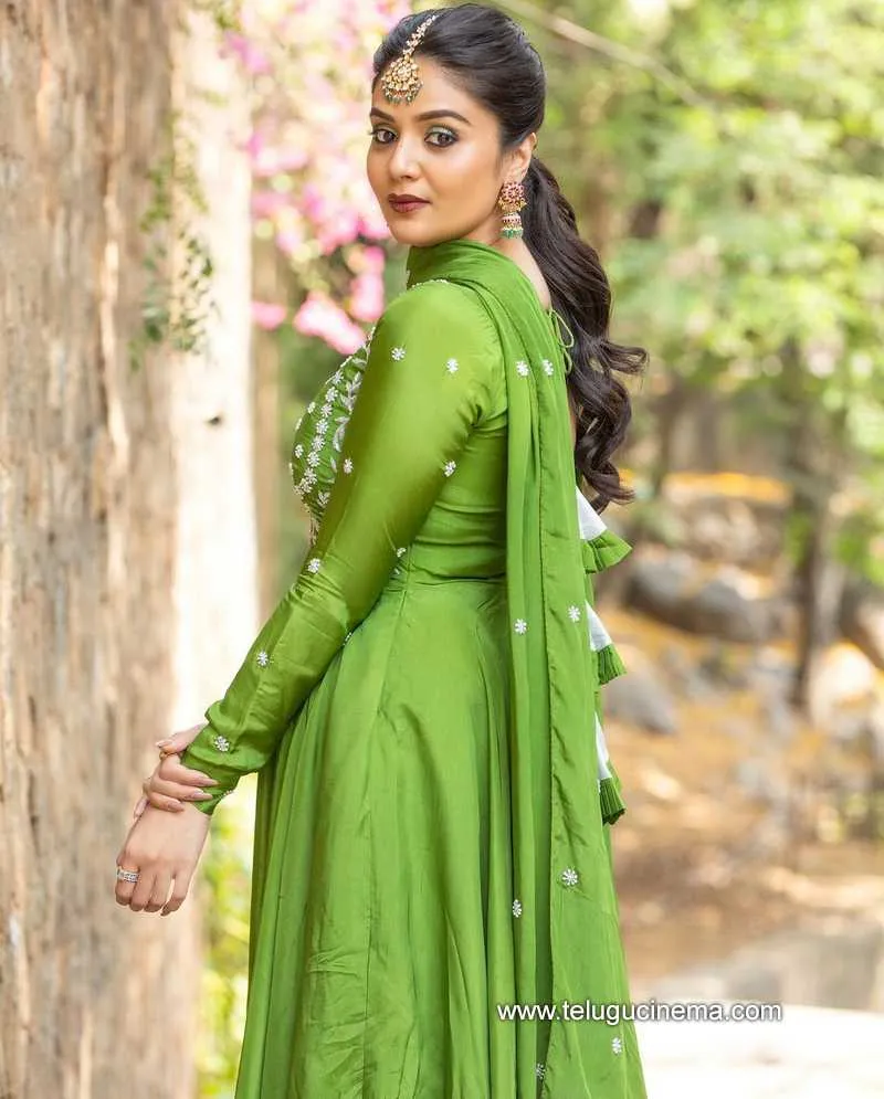 Sreemuki Stills 300422 005