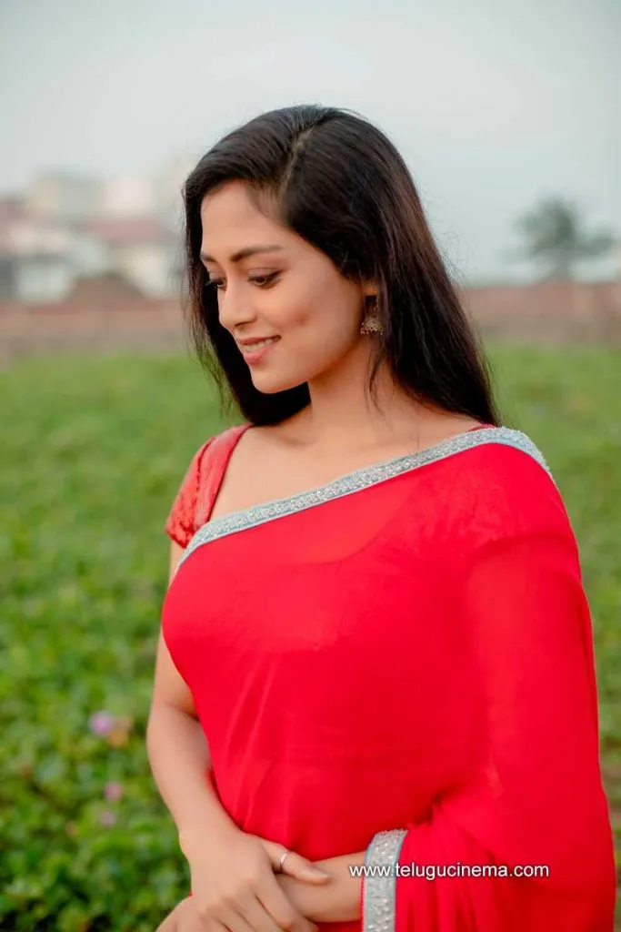 Vedieka Stills 200422 004