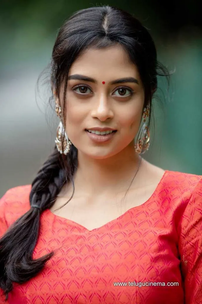 Vedieka Stills 200422 007