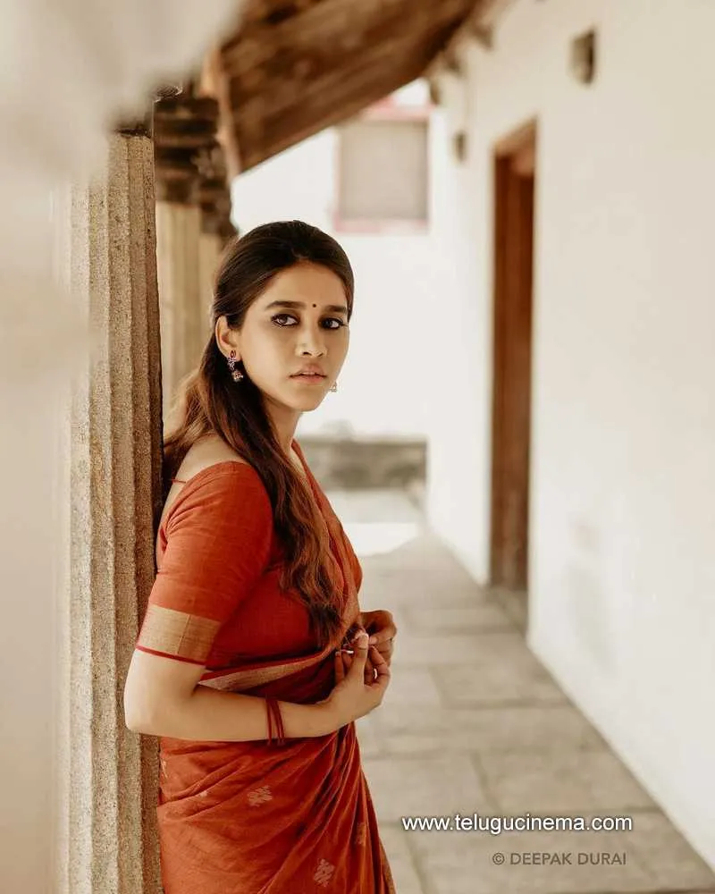 Nabhanatesh Stills 160522 002