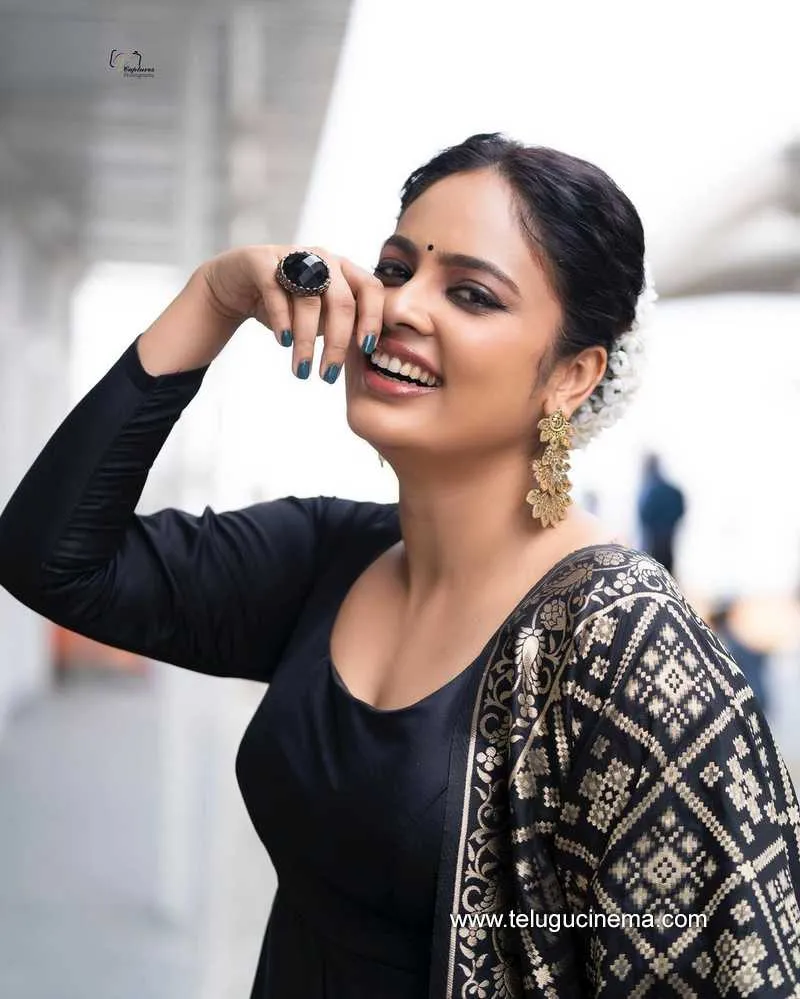 Nandita Stills 280522 002