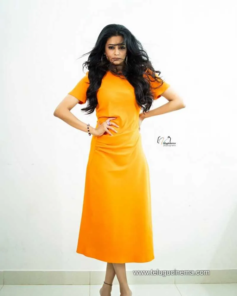 Priyamani Stills 180522 003