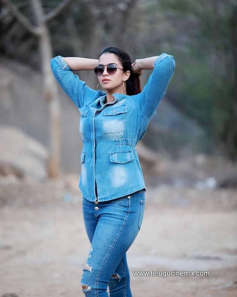 Pujita Stills 050522 001
