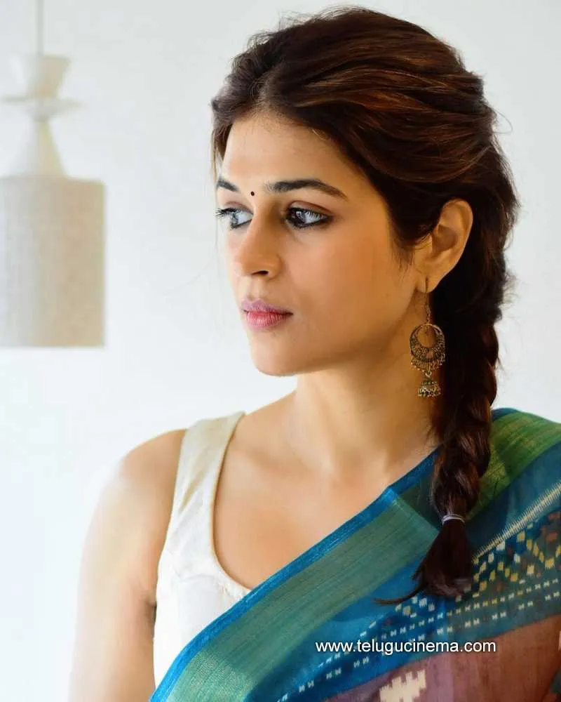 Shraddhadas Stills 270522 001