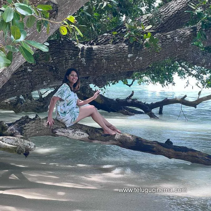Anasuya Stills 040622 004