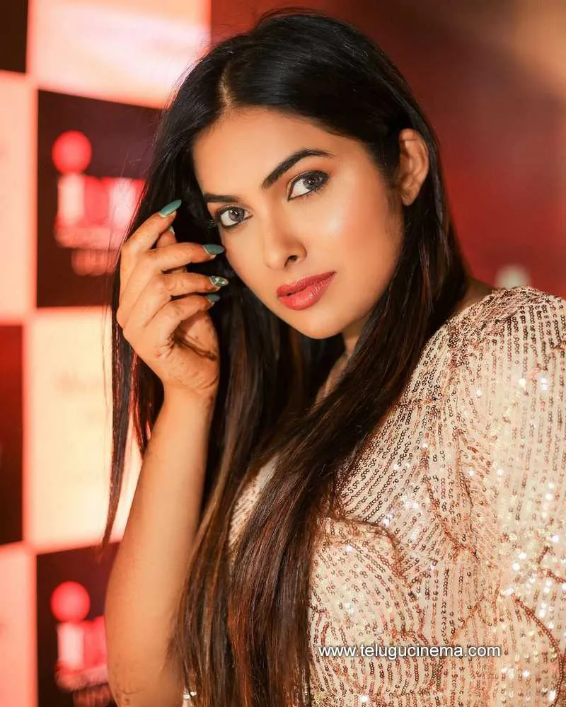 Divi Stills 290622 005